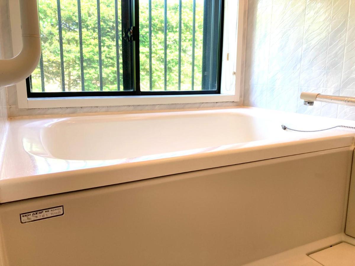 富士の樱house 宝栄 Villa Fujikawaguchiko Exteriör bild
